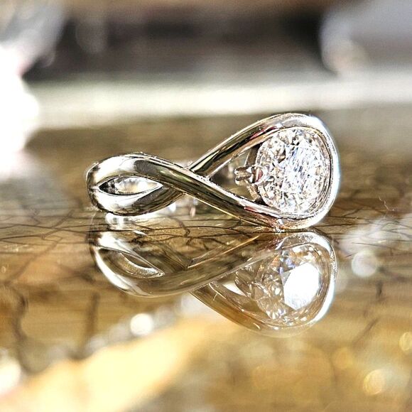 Aimilee Moissanite 925 Sterling Silver Infinity Ring Women Size 6.5 Gift Box - Picture 7 of 10